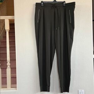 New Men’s 32 Degrees Heat Drawstring Jogger 
XL, Green